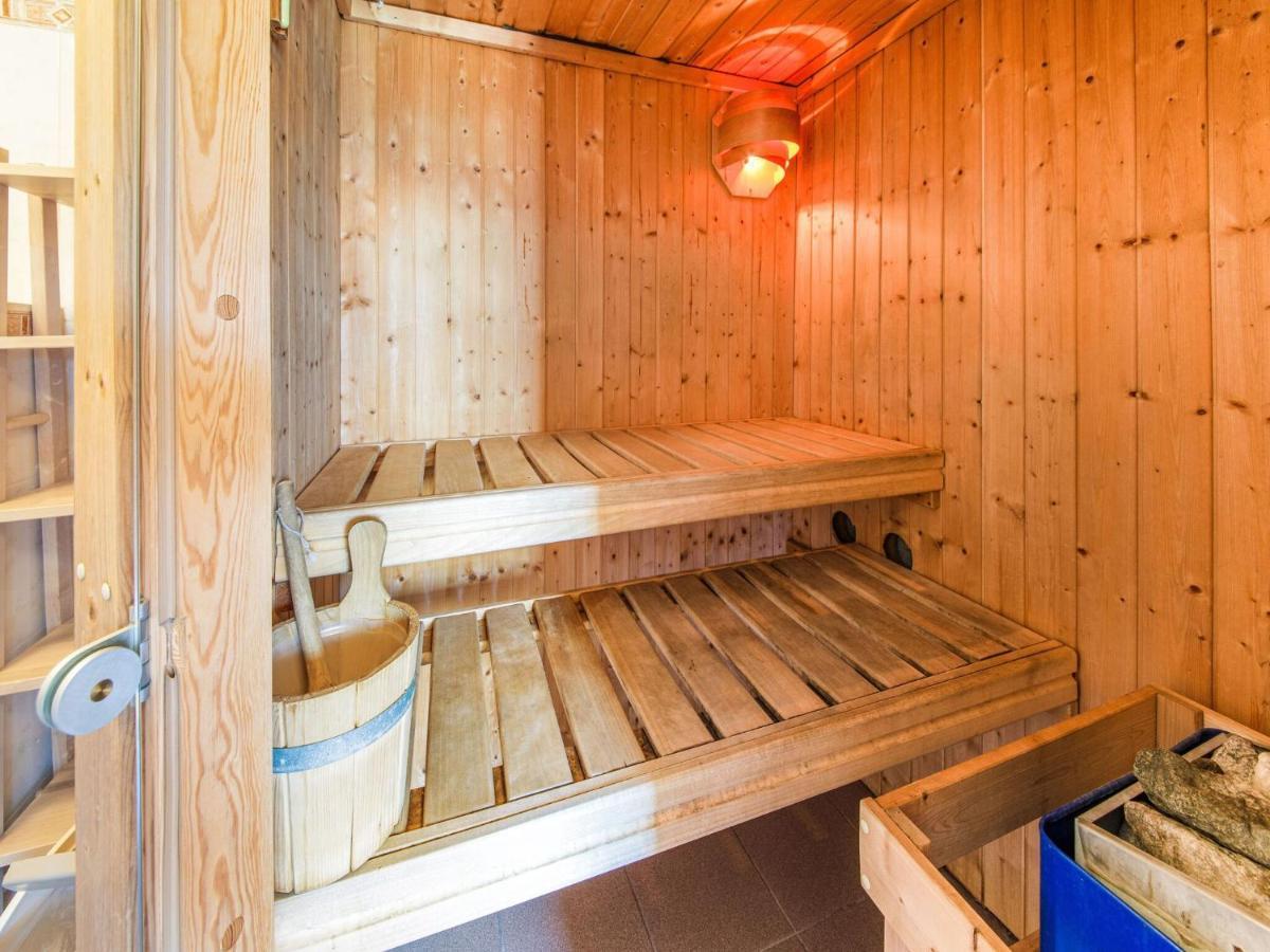 Stone Cottage With Sauna Jacuzzi A 5 Min Drive From The Cave Of Lorette In Rochefort * Han-sur-Lesse